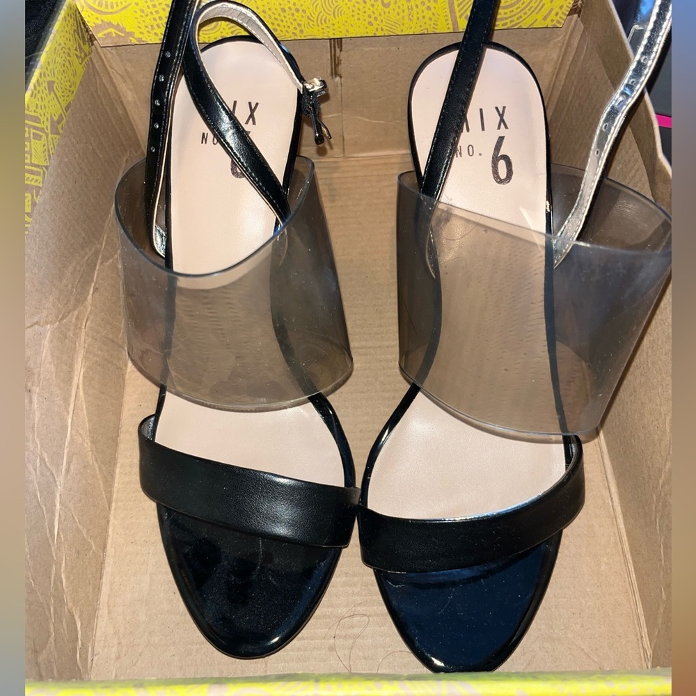 Black wedge shoe
